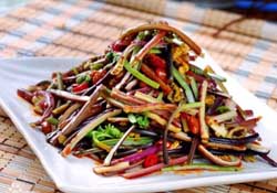 蕨菜苦能吃嗎？蕨菜苦的吃了會中毒嗎？