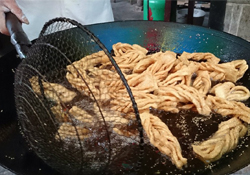 馓子中面油鹽比例多少？油炸馓子怎么和面？