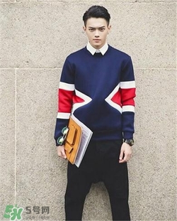 男士衛(wèi)衣里面穿什么？男士衛(wèi)衣怎么搭配好看？