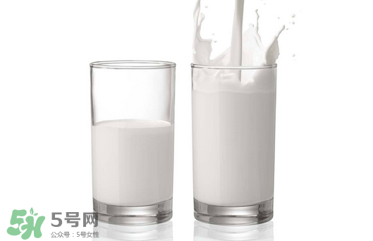 為什么不能空腹喝牛奶？早上空腹喝牛奶好嗎？