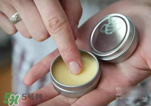 清涼油能消腫嗎？清涼油怎么消腫？