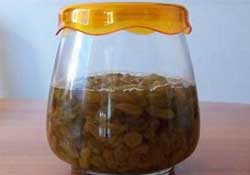 醋泡葡萄干有什么功效？醋泡葡萄干的功效與作用