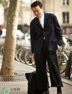 條紋西裝怎么搭配？條紋西服怎么搭配好看？