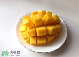 芒果為什么有黑色的絲？芒果里面有黑色的絲能吃嗎？