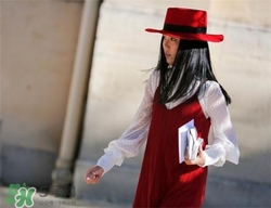 紅色衣服怎么搭配？紅色衣服怎么搭配好看？