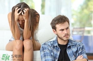 老公出軌怎么辦？老公出軌該不該離婚？