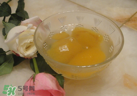 枇杷和蜂蜜能一起吃嗎？枇杷放蜂蜜好嗎？