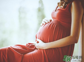 孕婦腿腫是怎么回事？孕婦腿腫怎么辦？