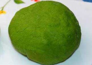 菠菜汁和面怎么取汁？菠菜汁和面的做法