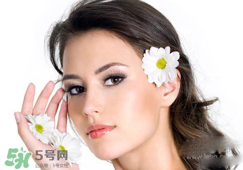 甜杏仁油適合什么皮膚？甜杏仁油適合膚質(zhì)