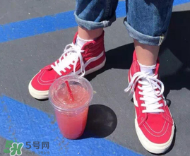 vans是什么牌子？vans范斯是什么檔次？