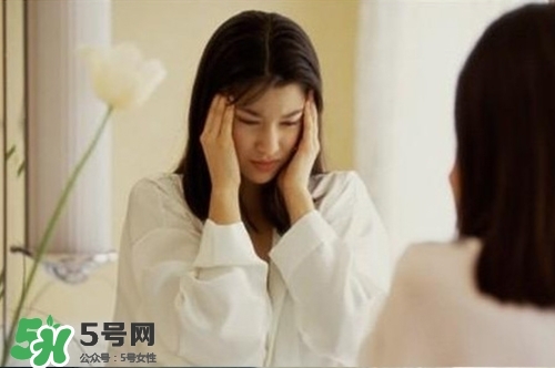 抑郁癥有哪些癥狀？哪些人易患抑郁癥？