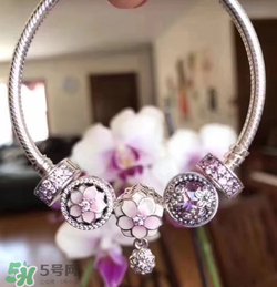 潘多拉2017新品桃花系列在哪里買？pandora桃花系列國內有賣嗎？