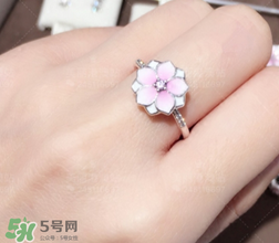 潘多拉2017新品桃花系列在哪里買？pandora桃花系列國內有賣嗎？