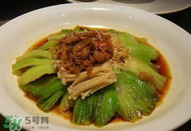 薺菜和金針菇能一起吃嗎？薺菜能和金針菇一起炒嗎？