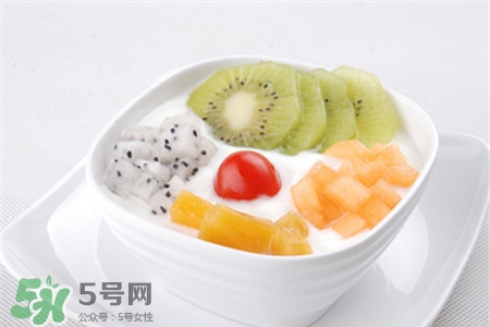 皮膚過(guò)敏可以喝酸奶嗎？皮膚過(guò)敏能不能喝酸奶？
