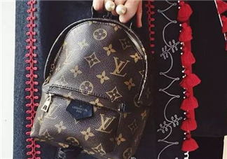 lv雙肩包怎么看真假？lv雙肩包真假辨別