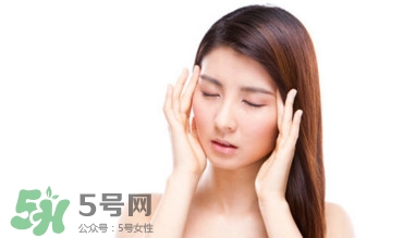 經(jīng)期頭痛惡心是怎么回事？經(jīng)期頭痛的治療方法