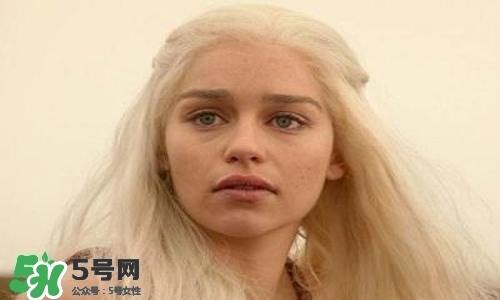 臉色發(fā)黃是什么原因？臉色發(fā)黃吃什么調(diào)理更好？
