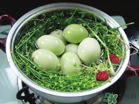 薺菜和鴨蛋能一起吃嗎？薺菜可以煮鴨蛋嗎？