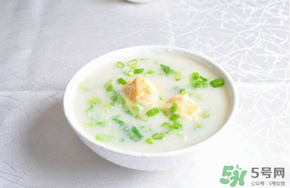 薺菜可以煮粥嗎？薺菜粥怎么做好吃？