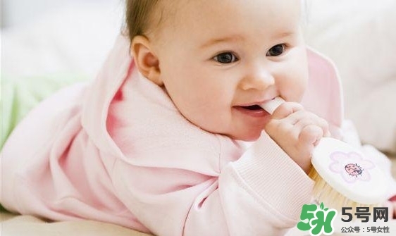 寶寶咳嗽可以吃雞蛋嗎？寶寶咳嗽老不好怎么辦？