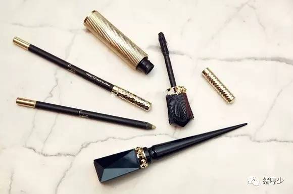 cl眼線液多少錢？Christian Louboutin眼線液色號試色