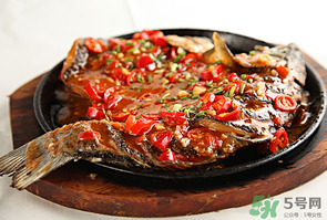 薺菜和鯽魚能一起吃嗎？薺菜和鯽魚一起吃會流產(chǎn)嗎？