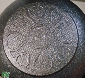 麥飯石鍋是什么材質(zhì)？麥飯石鍋是石頭做的嗎？