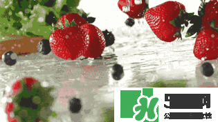 草莓吃完喝啤酒會中毒嗎？吃草莓后喝啤酒會不會中毒