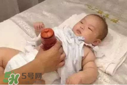 寶寶氣管炎艾灸治療有用嗎？寶寶氣管炎艾灸效果如何