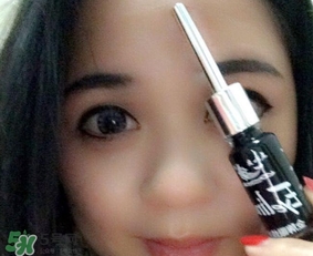美人魚眼線液怎么用？美人魚眼線液怎么畫？