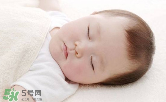 孩子睡覺為什么打呼嚕？孩子睡覺打呼嚕是什么原因