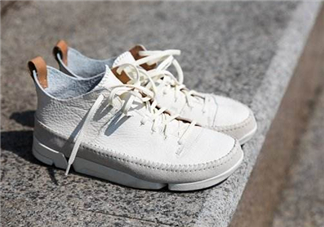clarks三瓣鞋正品多少錢？clarks其樂三瓣鞋專柜價格