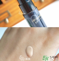 cpb粉底液和粉霜哪個好？cpb粉底液和粉霜區(qū)別