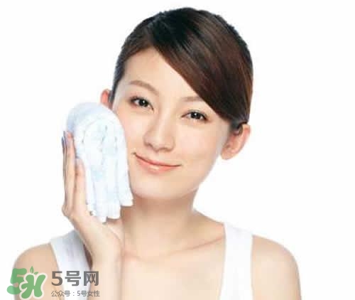 熱毛巾敷臉要幾分鐘？熱毛巾敷臉要多久？
