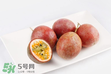 百香果好酸是沒熟嗎？百香果的味道是酸的嗎？