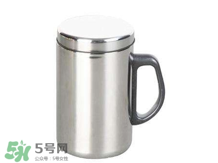 玻璃杯喝水安全嗎？玻璃杯喝水安不安全