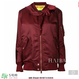 白百合紅色外套是什么牌子？白百合紅色外套是哪個(gè)品牌？
