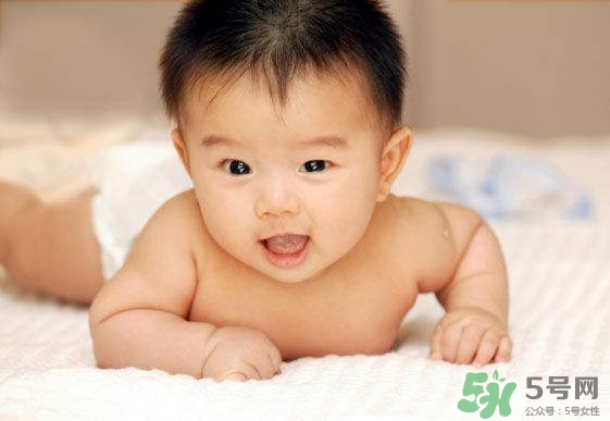 小兒心臟病早期癥狀有哪些？小兒心臟病早期癥狀是什么？