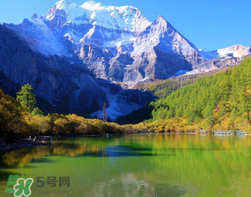 5月份去香格里拉穿什么？五月份去香格里拉穿什么衣服？