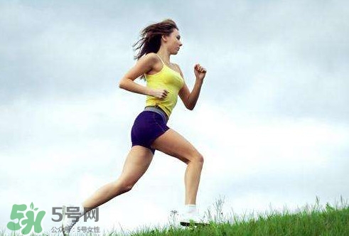 女生馬甲線怎么練？馬甲線多久能練出來
