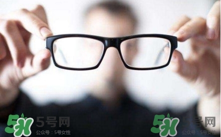 近視眼吃什么對眼睛好？近視眼吃什么好