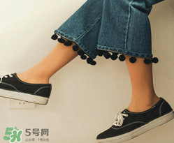 牛仔闊腿褲搭配什么鞋子？闊腿牛仔褲搭配什么鞋子好看？