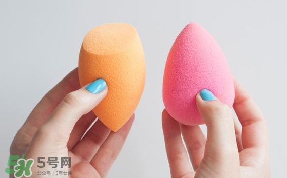 美妝蛋可以涂乳液嗎？美妝蛋怎么涂水乳？