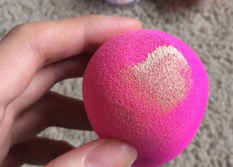 beauty blender美妝蛋和rt美妝蛋哪個(gè)好？