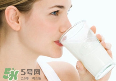 吃菠蘿舌頭麻怎么回事？吃菠蘿舌頭麻是過敏嗎
