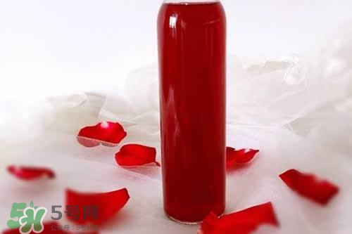 玫瑰水可以天天用嗎？玫瑰水多久用一次比較好？
