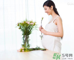 孕婦濕疹能用艾草洗嗎？孕婦濕疹能用艾葉嗎？