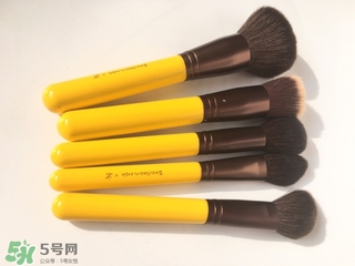 受受狼小黃鴨化妝刷怎么樣？受受狼小黃鴨化妝刷多少錢？